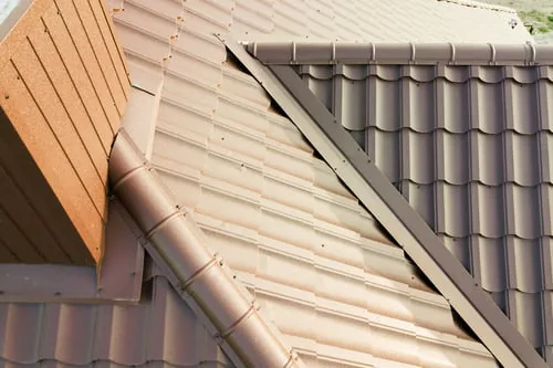Metal Roofing / Techos de Metal